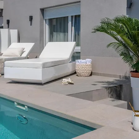 Golden Cell Apartamento