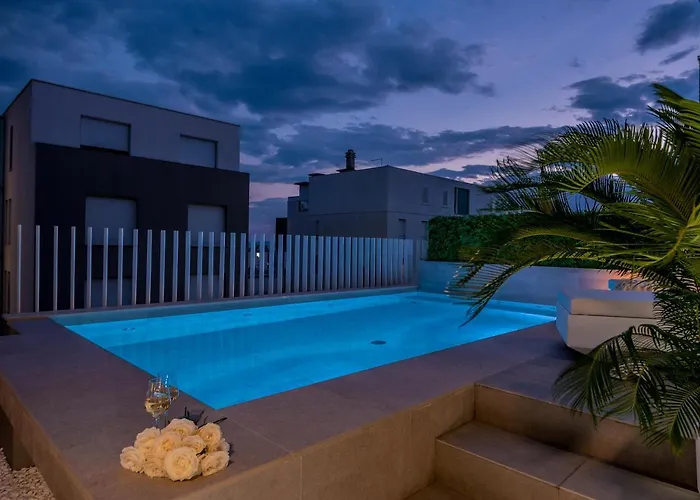 Golden Cell Appartement *