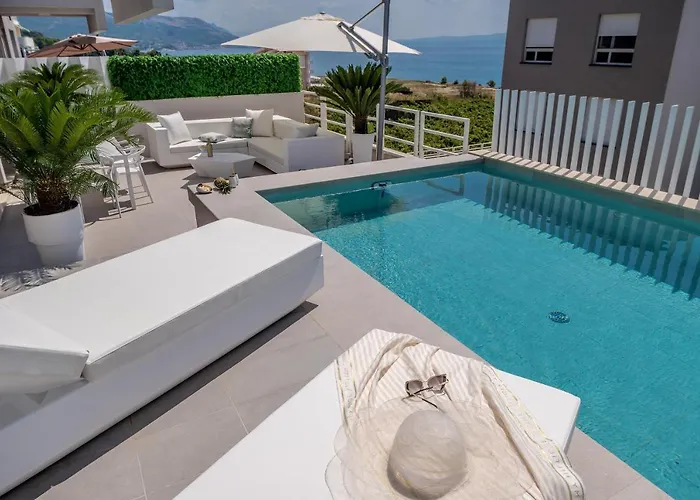 Golden Cell Appartement *