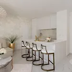 Apartment Golden Cell Split