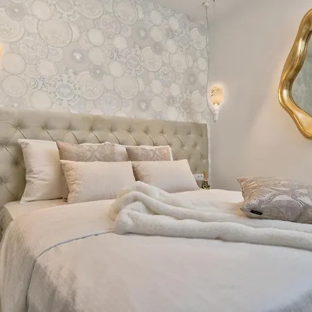 Golden Cell Apartment