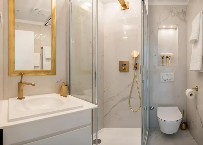 Apartment Golden Cell