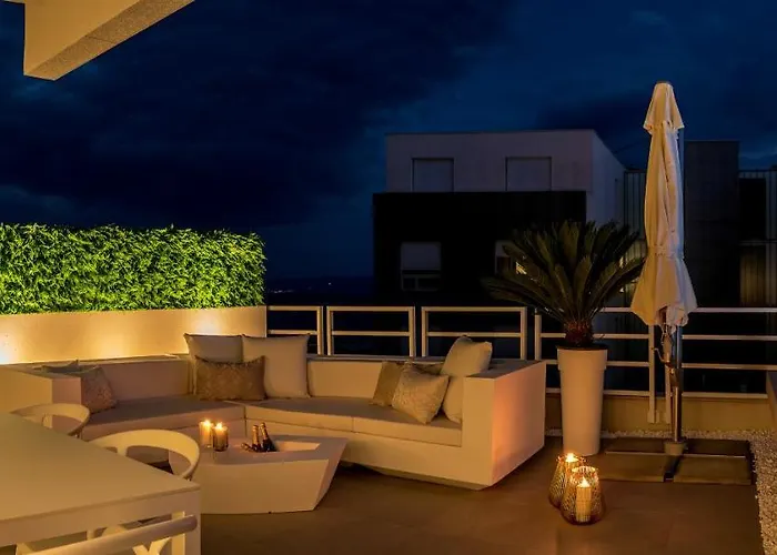 Apartment Golden Cell